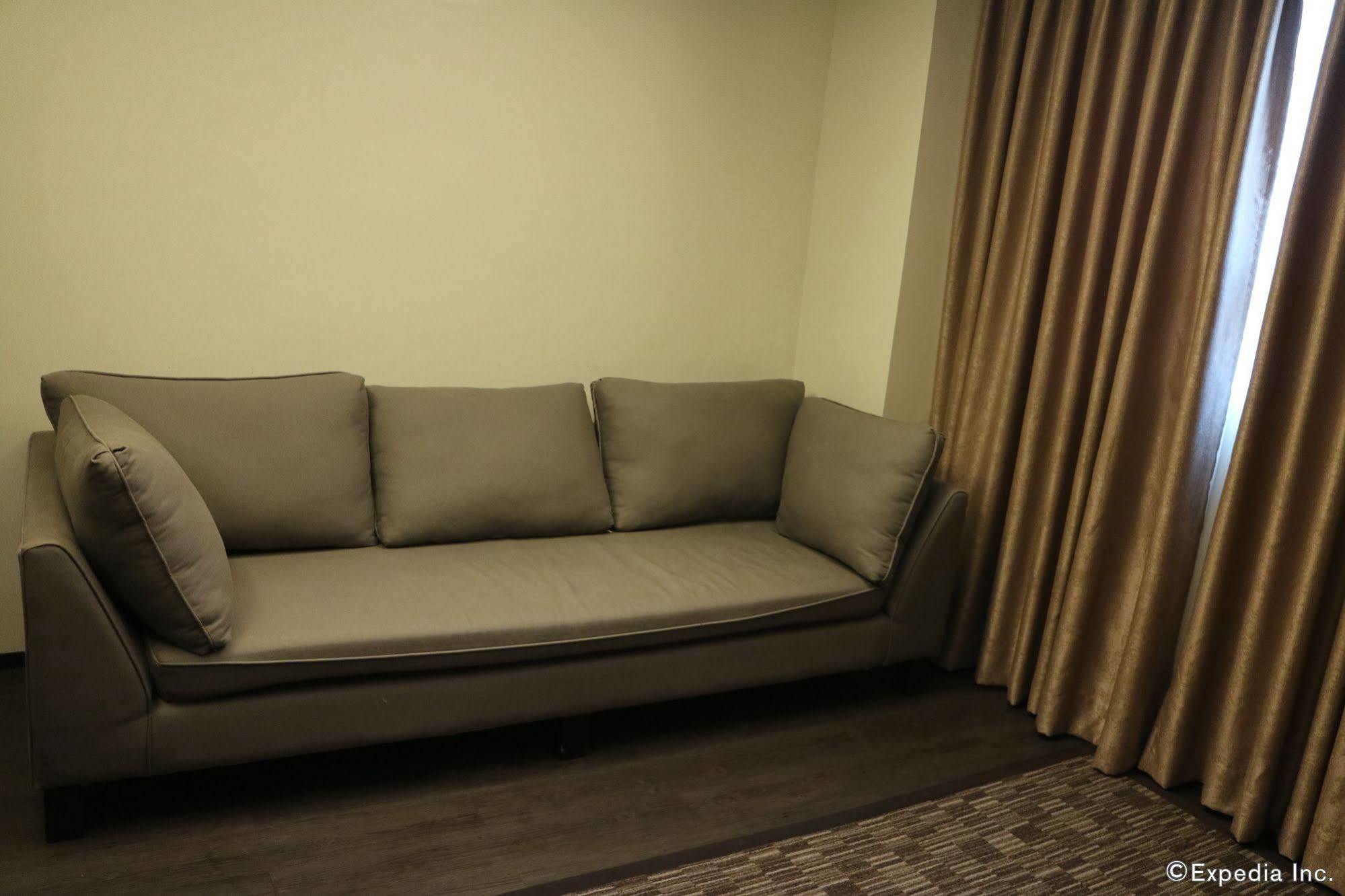 Hotel Go Iloilo City